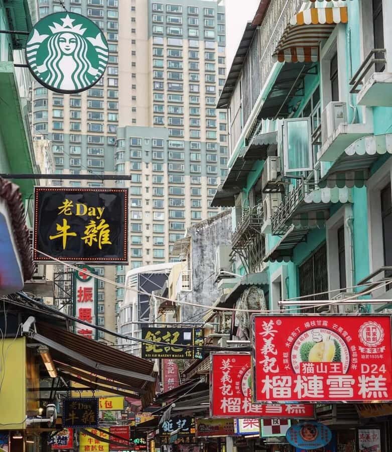 Macau Cotai & Coloane: Culture, Resorts & Village Life Tour - The Opulence of Cotai Strip: World-Class Resorts