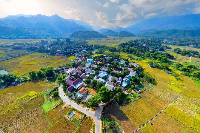Mai Chau Deluxe Day Tour: Limousine, Small Group, Lunch & Biking - Authentic Experiences and Hidden Gems