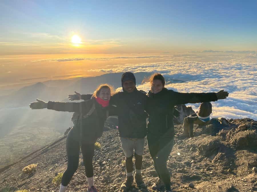 Majesty Mount Rinjani Summit 3,726M Lombok's Epick Adventure - The Trekking Experience in Detail