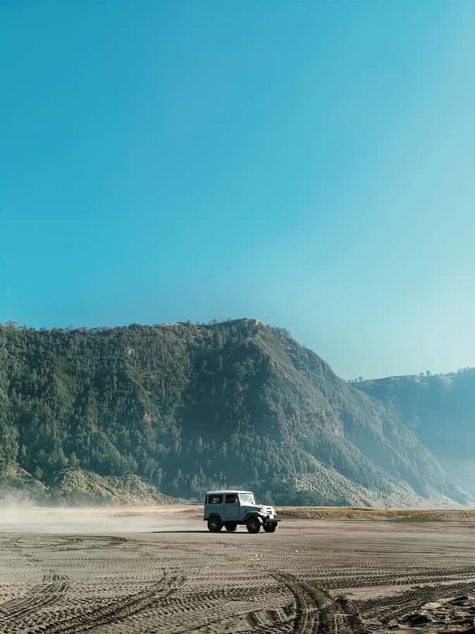 Malang: Mount Bromo Sunrise Tour with Jeep Ride - The Itinerary in Detail