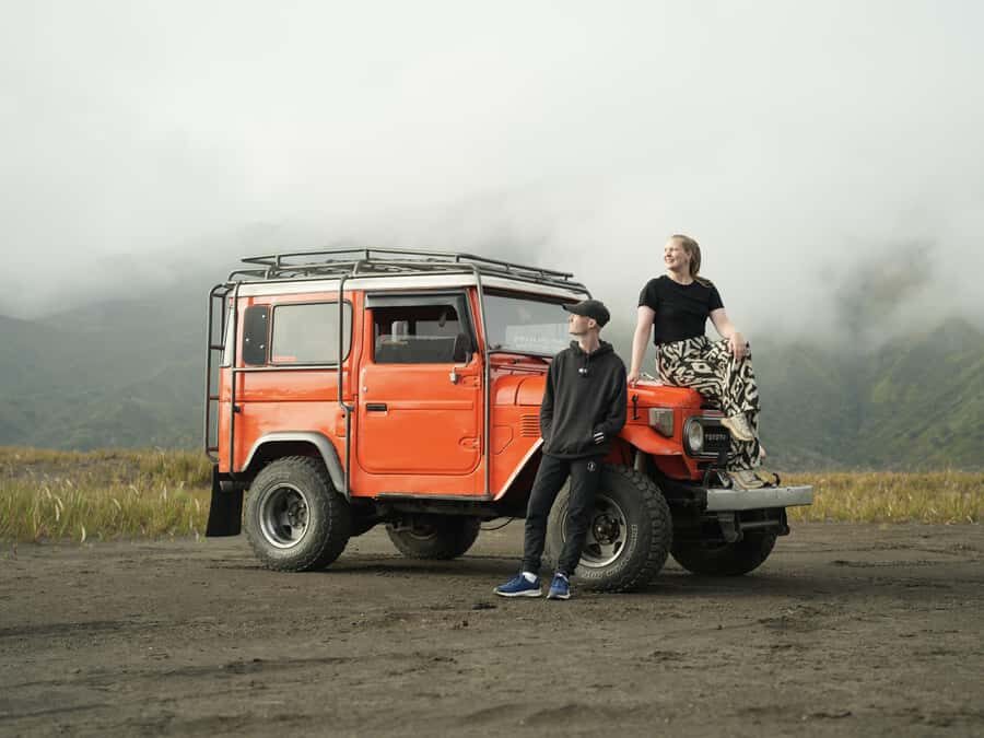 Malang: Mount Bromo Sunrise Trip, Guided Tour with Photos - What to Expect from the Mount Bromo Sunrise Tour