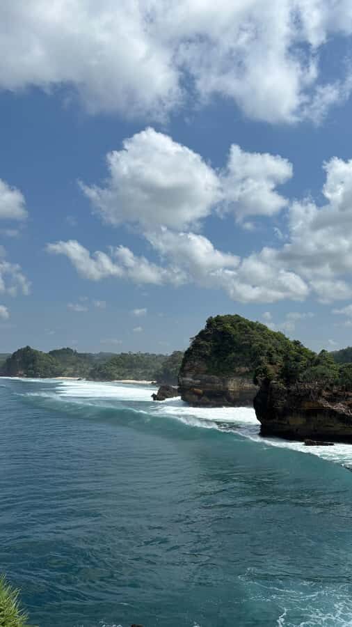 Malang: Private 4WD Jeep Tour to Batu Bengkung Beach - Why Choose This Tour?