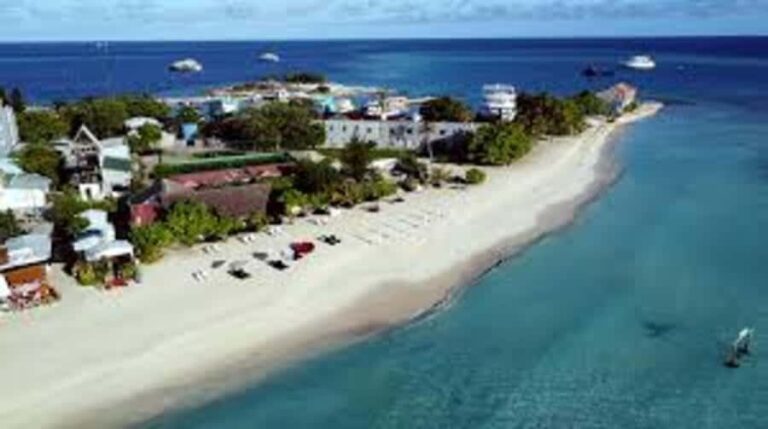 Maldives: Gulhi Island Day Trip with Lunch and Snorkeling - The Itinerary: What to Expect from the Gulhi Island Day Trip