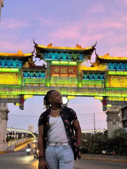 Manila: Chinatown Nighttime Tour by Tuk-Tuk - The Transportation and Group Experience