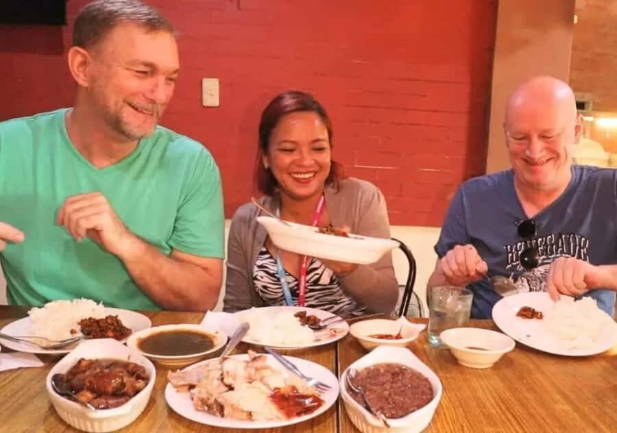 Manila Discovery Adventure: Food, Culture & Market Tour - Honoring the National Hero at Rizal Park