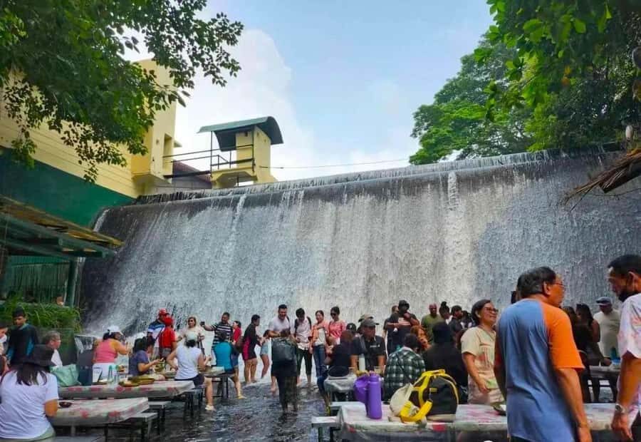 Manila: Villa Escudero Waterfalls w/Lunch & Private Car - Analyzing the Value