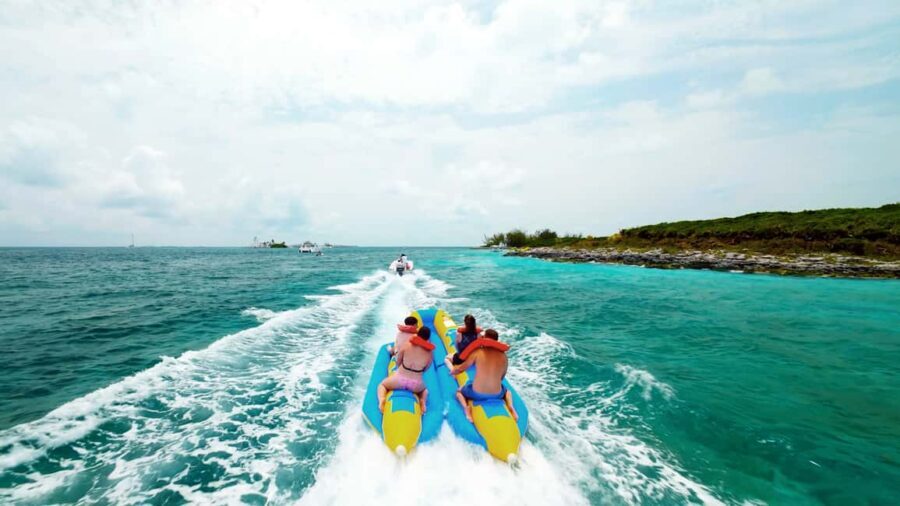 Mansa Bay w/ Swimming Pigs, Banana Boat, JetSki & Snorkeling - Transport, Group Size, and Practical Details