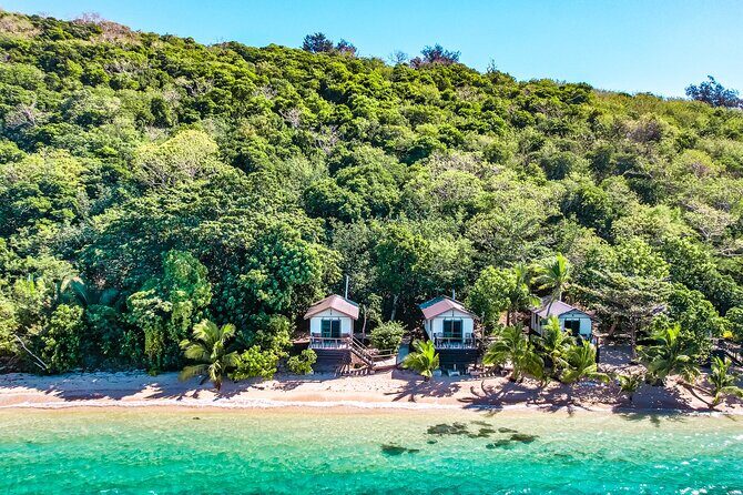 Mantaray Island Day Trip with Lunch - Arriving at Mantaray Island Resort: What to Expect