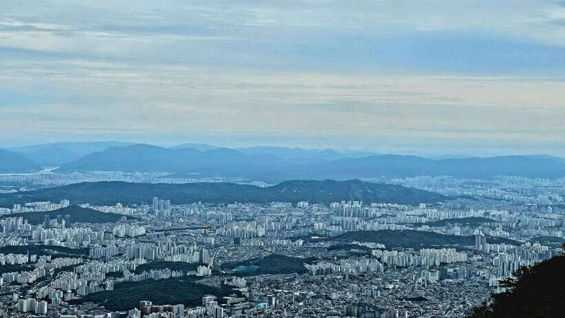 Marvel of Nature: Hiking in Bukhansan Mountain National Park - An In-Depth Look at the Tour