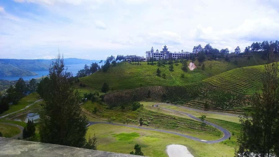 Medan: Taman Simalem Resort Day Trip with Lunch - What Makes This Tour Stand Out?