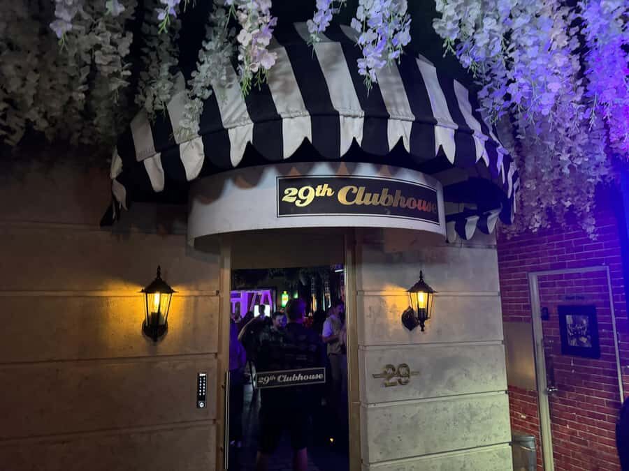 Melbourne: Kick on Club VIP Nighclub tour St Kilda - Whats Included & Why It Matters