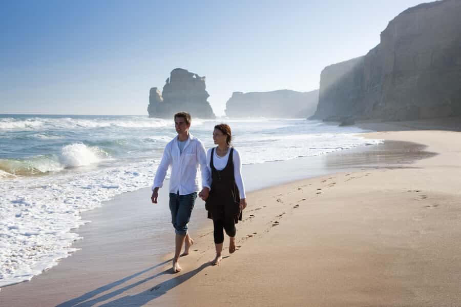 Melbourne: Reverse Great Ocean Road 12 Apostles with Lunch - Deep Dive into the Itinerary