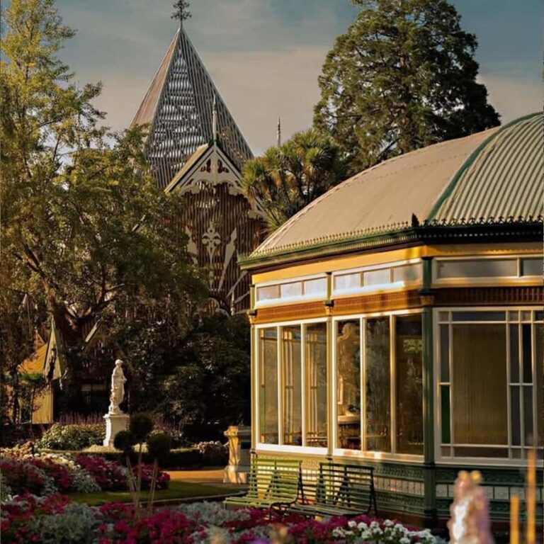 Melbourne: Sovereign Hill and Lake Ballarat Day Trip - Practical Details and Tips for Travelers