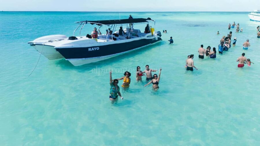 Miches: Isla Saona Day Trip with Catamaran & Lunch - Transportation & Group Size