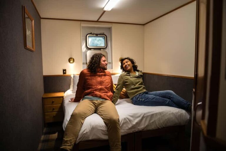 Milford Sound: Overnight Cruise with Water Activities - Detailed Itinerary Breakdown