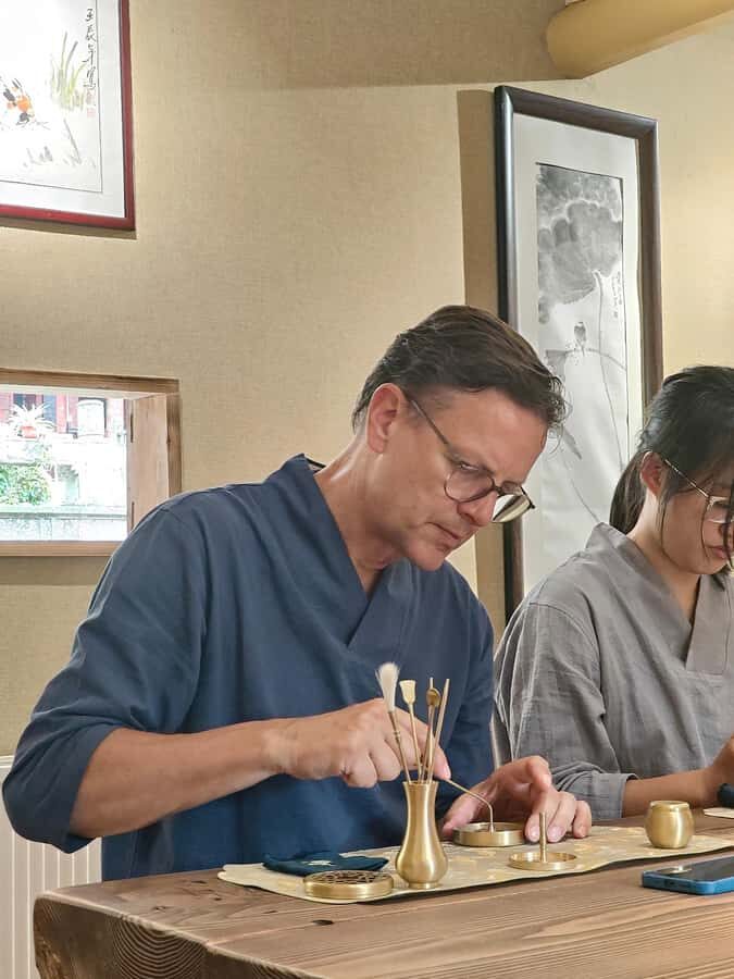 Mindful Serenity: A Day of Zen Practice in Mount. Emei - Deep Dive into the Experience