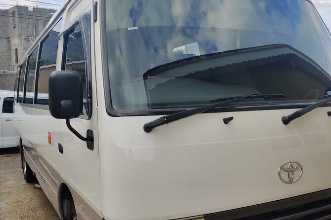 Montego Bay Airport Transfer to Hilton Rose Hall - What to Expect During the Transfer