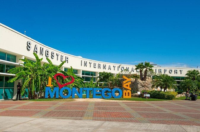 Montego Bay Airport Transfer to Ocho Rios - Who Is This Transfer Best For?