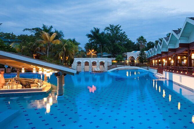 Montego Bay Jamaica Sangster Airport Transfer to Negril Hotels - The Itinerary: What to Expect