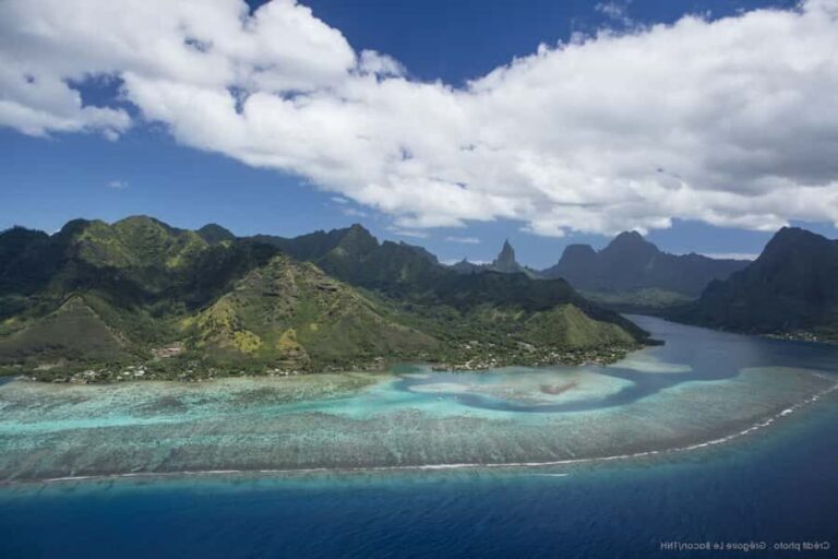 Moorea Highligts: Blue Lagoon Shore Attractions and Lookouts - Sampling Local Flavors and Learning about Agriculture