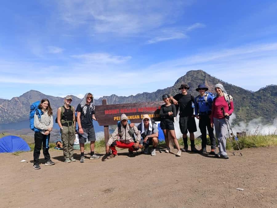 Mount Rinjani Crater Rim Trek with sunrise - What the Reviews Reveal