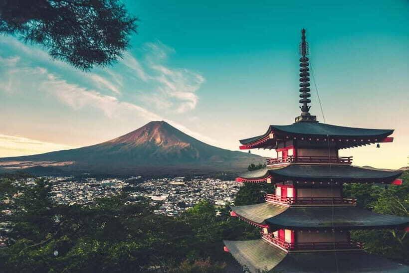 Mt. Fuji Private Tour With Hotel Pick Up From Tokyo - The Guide and Transport: Why They Matter
