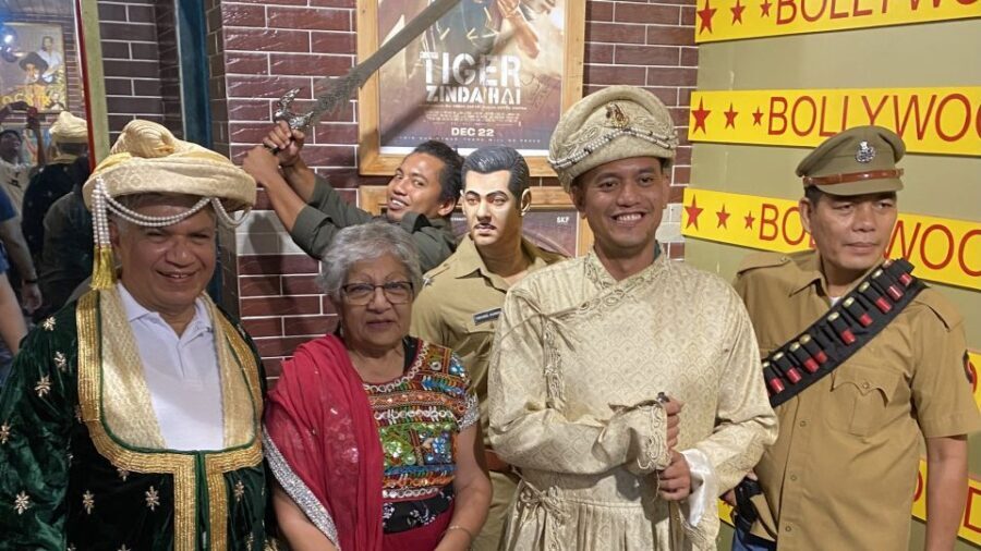 Mumbai: Bollywood Tour in Mumbai Film City - Value and Practical Details