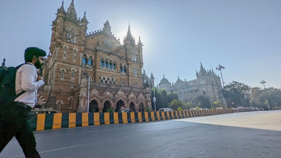 Mumbai: Dharavi Slum, DhobiGhat, and Dabbawallas Tour - Highlights of the Tour