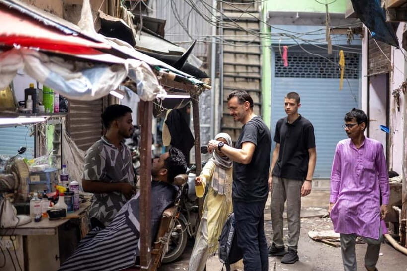 Mumbai: Dharavi Slum Tour a with Local Guide - What to Expect During Your Tour