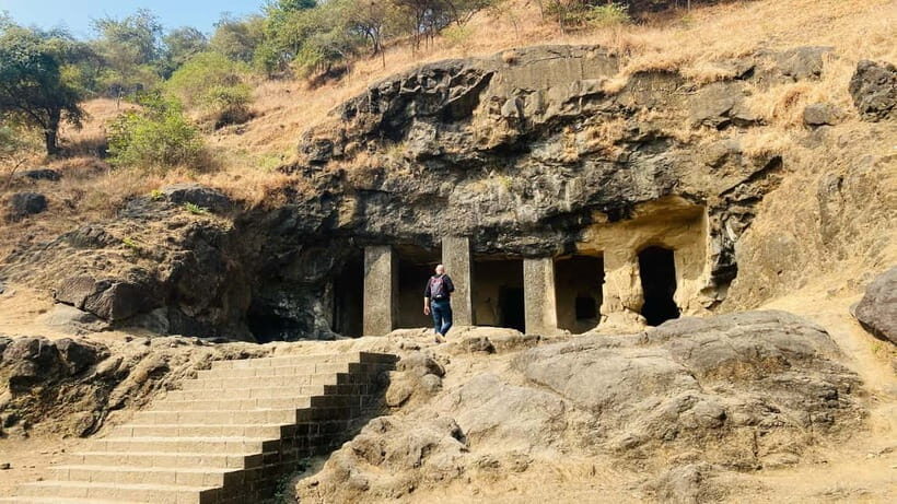 Mumbai: Half Day Elephanta Caves Guided Tour with Ferry Ride - The Itinerary: What to Expect