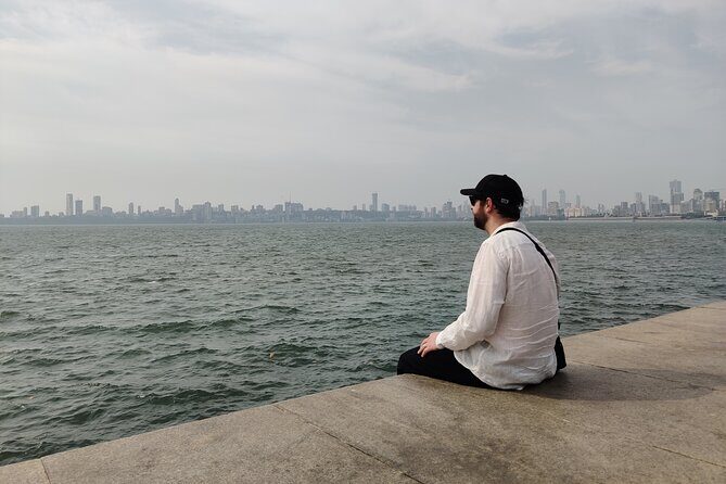 Mumbai Private Sightseeing Tour with Top Highlights - Detailed Breakdown of the Itinerary