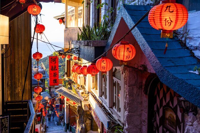 Muslim-Friendly Northern Taiwan Day Tour Yehliu, Jiufen, Shifen - Practical Details and Value