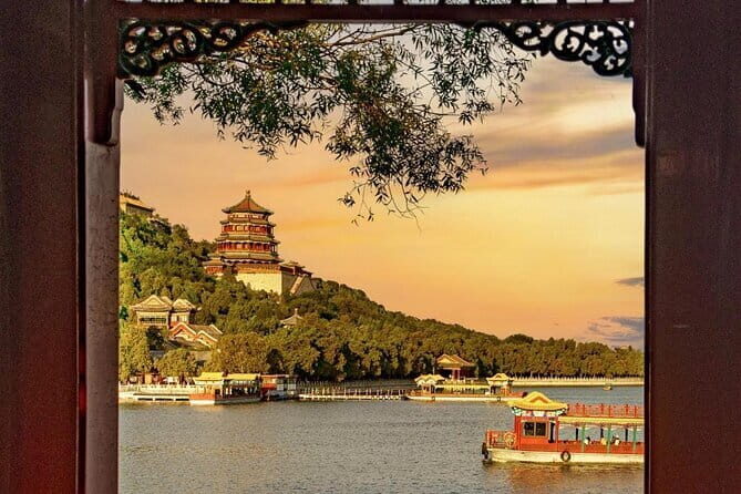Mutianyu Great Wall and Summer Palace Private Day tour - A Scenic Drive to the Summer Palace