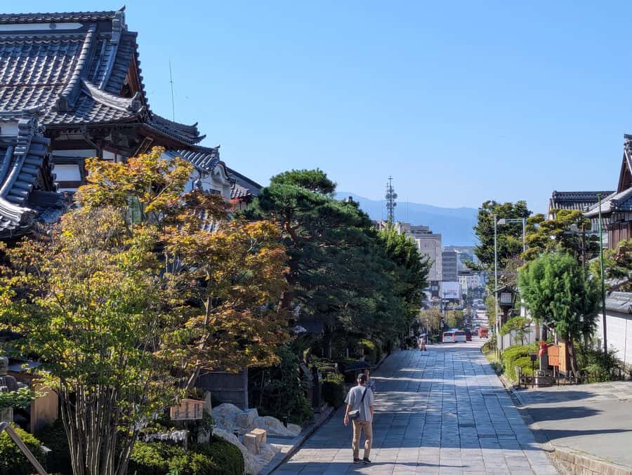 Nagano Zenkoji Temple Town Walking Tour with Oyaki Tasting - What to Expect and Practical Tips