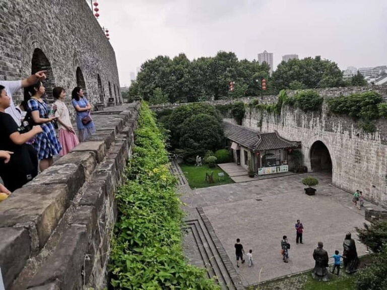 Nanjing: Private City Highlights Tour with Lunch - The Practical Side: What You Need to Know
