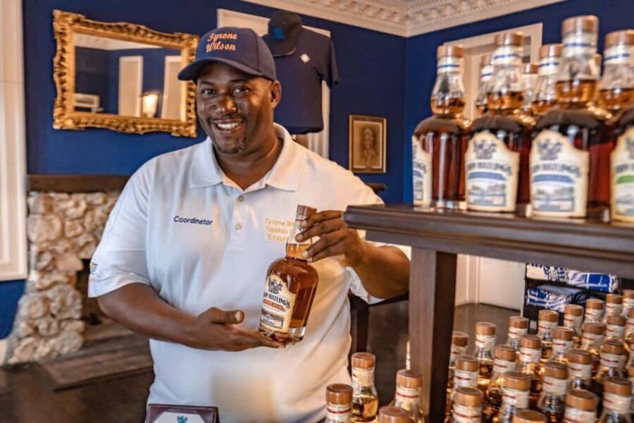 Nassau: Historical Sightseeing Guided Half-Day Tour - A Thrilling and Well-Balanced Tour of Nassaus Highlights