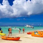 Negril Beach Rick's Cafe Bamboo Rafting Margaritaville Shopping - Ricks Café: Cliffside Spectacle and Daring Dives