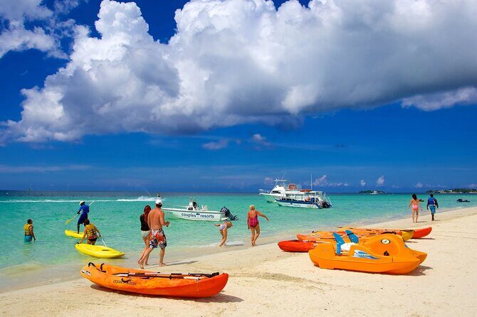 Negril Beach Rick's Cafe Bamboo Rafting Margaritaville Shopping - Ricks Café: Cliffside Spectacle and Daring Dives
