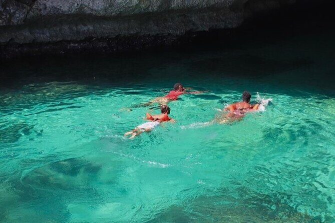 Negril Snorkel Lobster and Ricks Cafe Party - Who Will Love This Tour?