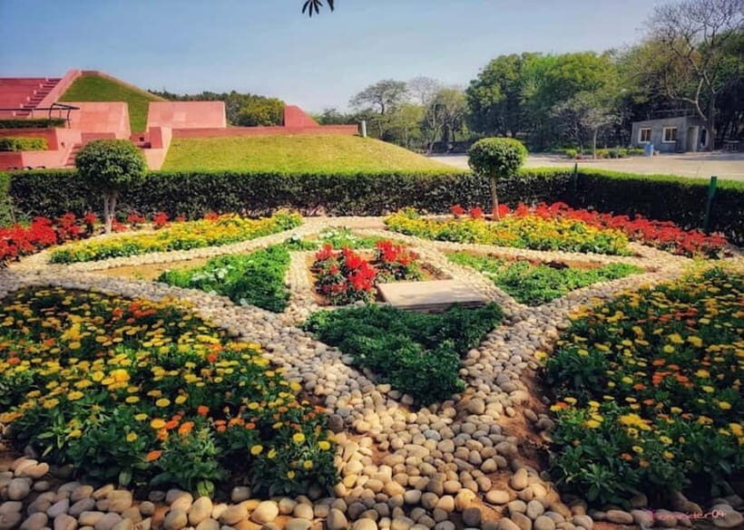 New Delhi: Lotus Temple Private Tour with Skip-the-Line - A Deep Dive Into the Lotus Temple Private Tour