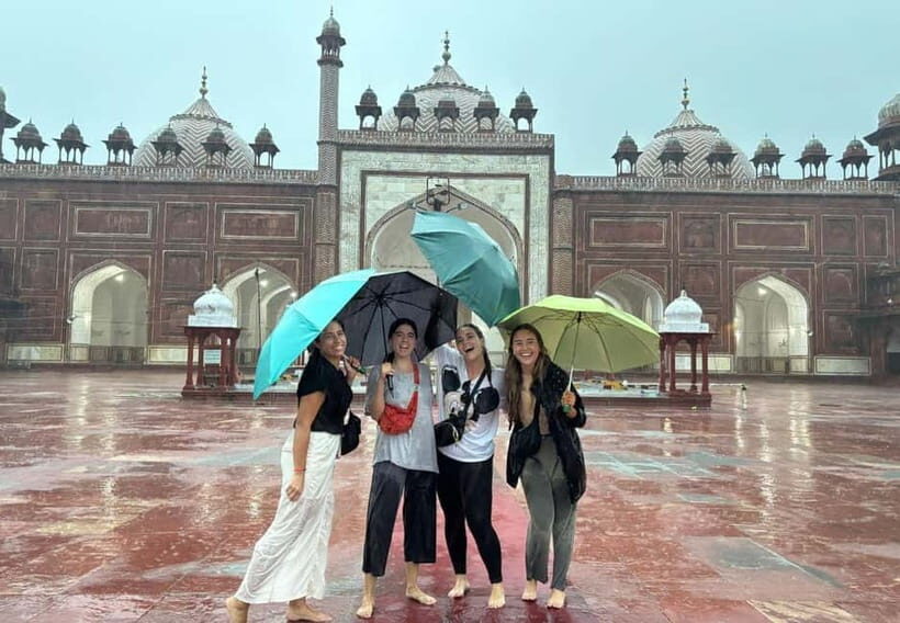 New Delhi : One Day Delhi City Sightseeing Tour by Car - What Makes This Tour Stand Out?