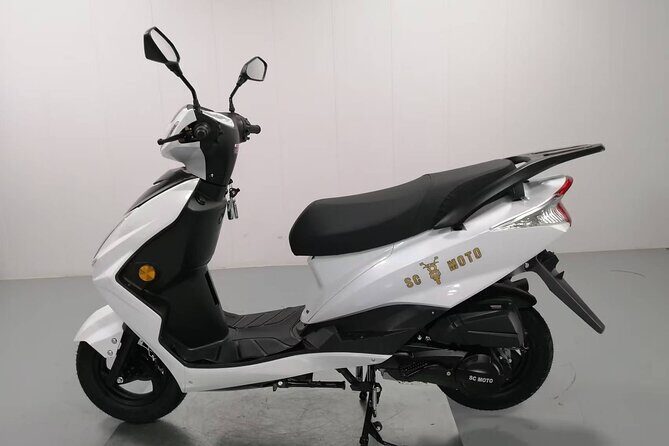 ***New product*** Scoot Curacao Rentals free WiFi and CarPlay - Why Choose Scoot Curaçao?