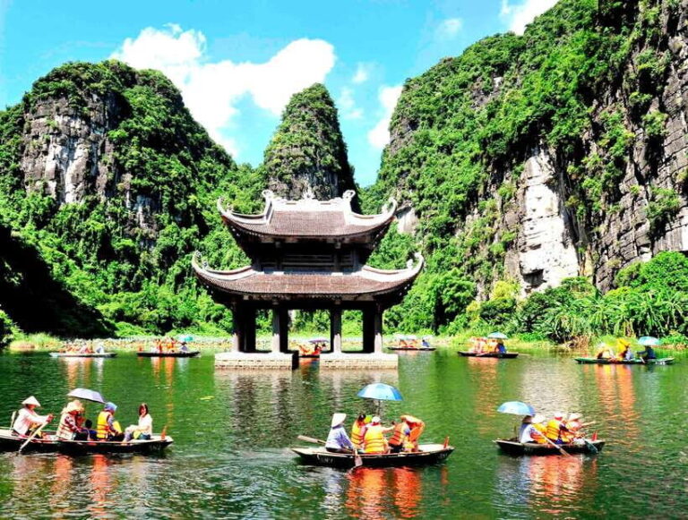 Ninh Binh: Bich Dong, Trang An& Mua Cave Small Group - In-Depth Review: What Sets This Tour Apart