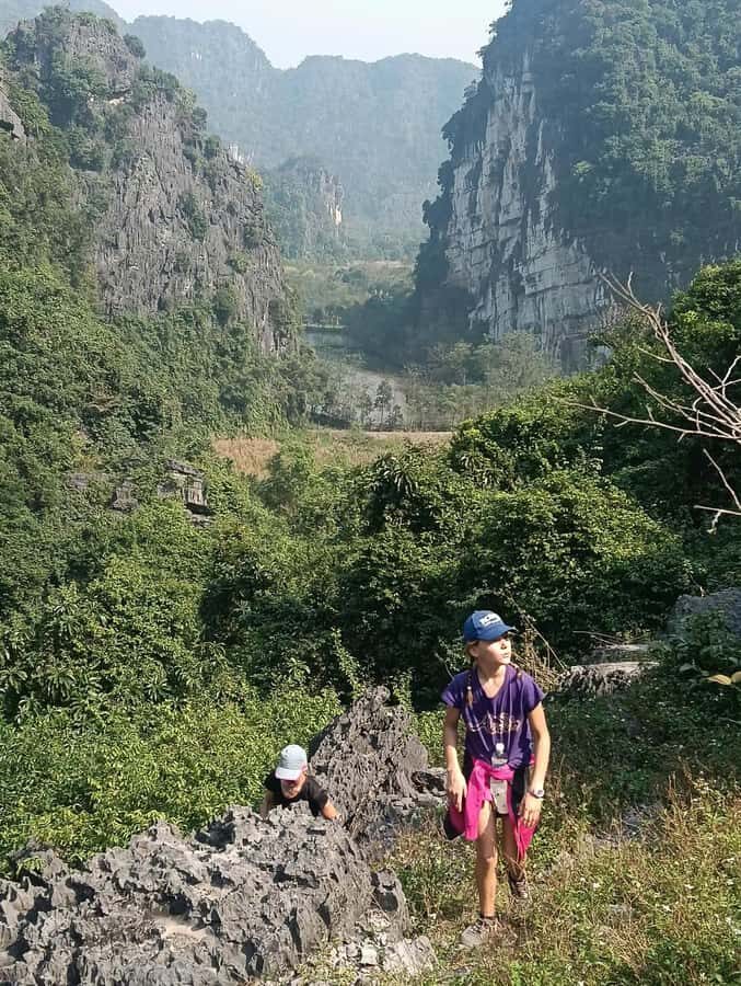 Ninh Binh: Dundj Valley Mountain Hiking & Sunset Experience - What is the Dundj Valley Hiking & Sunset Experience?