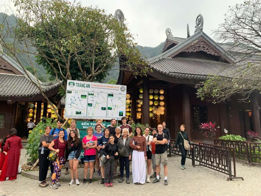 Ninh Binh: Hoa Lu,Trang An, Mua Cave & Bich Dong Scenic Trip - Exploring Hoa Lu: Vietnams First Capital