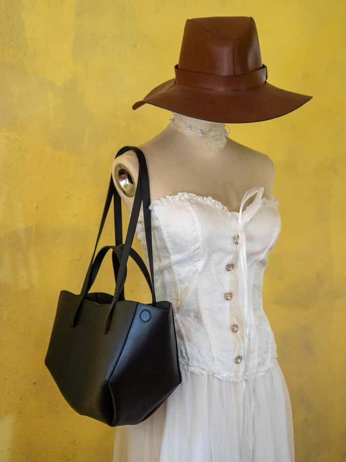 Ninh Binh: Leather Wallet Craft Workshop with Local Artisan - Practical Details and Tips