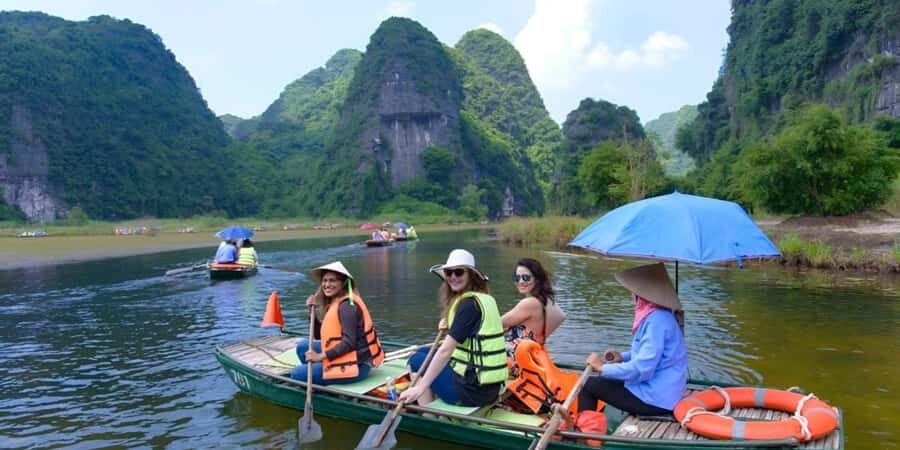 Ninh Binh: Tam Coc Boat Ride, Mua Cave Sunset, Hoa Lu Stroll - Practical Details & What to Expect