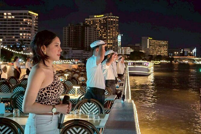 Noah Chao Phraya Buffet Dinner Bangkok Cruise from Iconsiam - The Dining Experience: What’s on Offer?