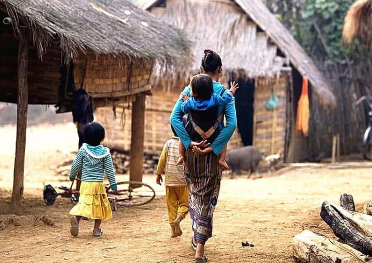 Nong Khiaw: 2-Day Trekking,Hmong village,Home Stay&Kayaking - Discovering the Hidden Gems of Nong Khiaw