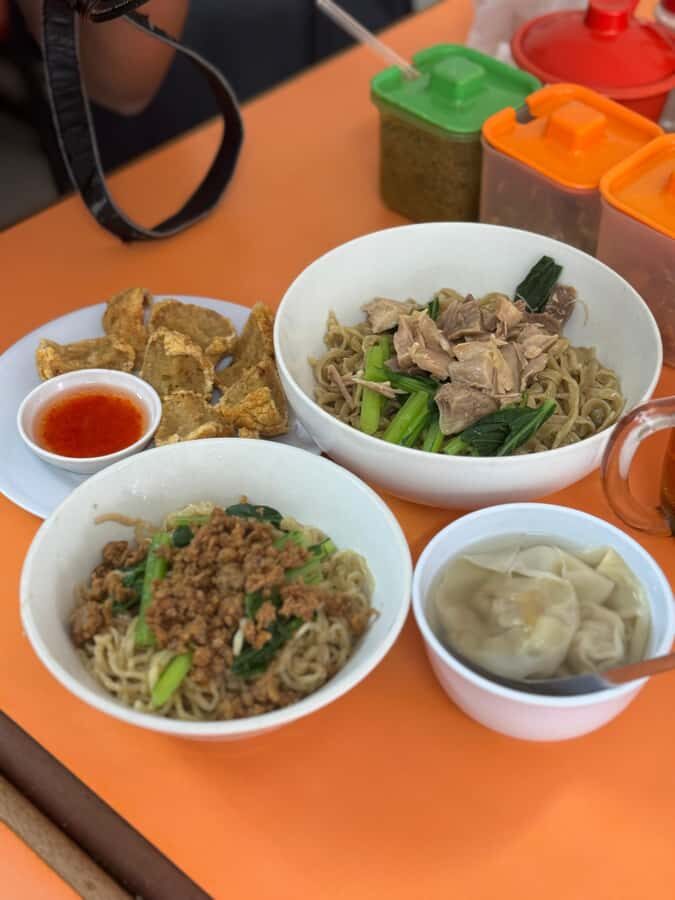 North Jakarta: Hidden Bakmi Tour A Locals Secret Spots - Why This Tour Stands Out